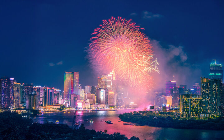 Fireworks cruise by Speedboat